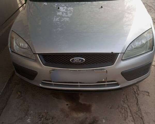 Серый Форд Фокус, объемом двигателя 1.8 л и пробегом 264 тыс. км за 4900 $, фото 1 на Automoto.ua