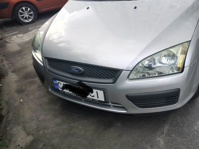 Сірий Форд Фокус, об'ємом двигуна 1.6 л та пробігом 260 тис. км за 3901 $, фото 1 на Automoto.ua