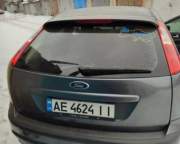 Серый Форд Фокус, объемом двигателя 2 л и пробегом 309 тыс. км за 2775 $, фото 1 на Automoto.ua