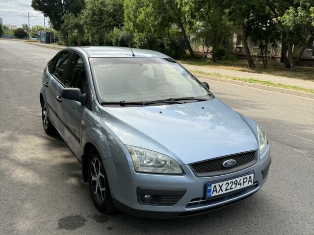 Сірий Форд Фокус, об'ємом двигуна 1.6 л та пробігом 292 тис. км за 4220 $, фото 1 на Automoto.ua