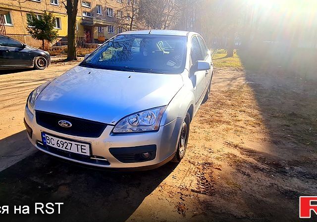 Серый Форд Фокус, объемом двигателя 1.6 л и пробегом 500 тыс. км за 3500 $, фото 1 на Automoto.ua