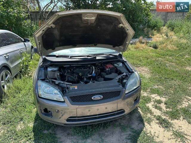 Сірий Форд Фокус, об'ємом двигуна 2 л та пробігом 309 тис. км за 3500 $, фото 1 на Automoto.ua