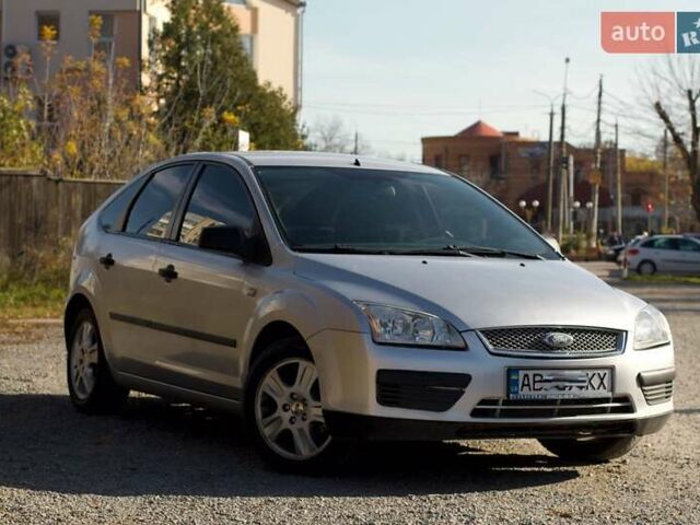 Сірий Форд Фокус, об'ємом двигуна 1.6 л та пробігом 272 тис. км за 4250 $, фото 1 на Automoto.ua