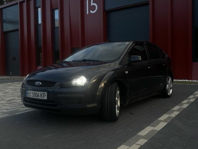 Сірий Форд Фокус, об'ємом двигуна 1.6 л та пробігом 370 тис. км за 4500 $, фото 1 на Automoto.ua