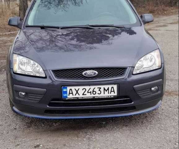 Серый Форд Фокус, объемом двигателя 1.6 л и пробегом 184 тыс. км за 6500 $, фото 1 на Automoto.ua