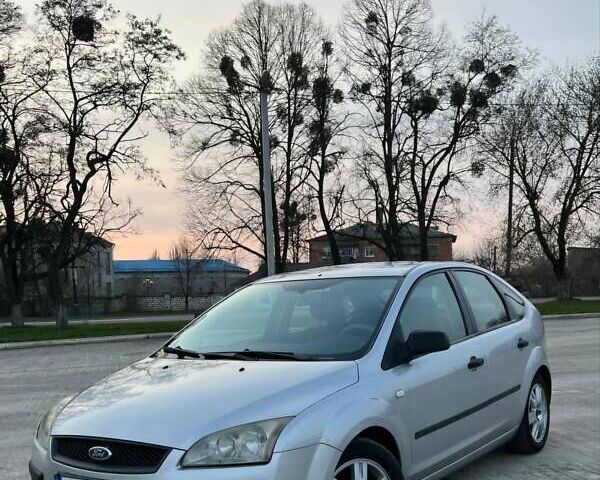 Сірий Форд Фокус, об'ємом двигуна 1.6 л та пробігом 324 тис. км за 3700 $, фото 1 на Automoto.ua