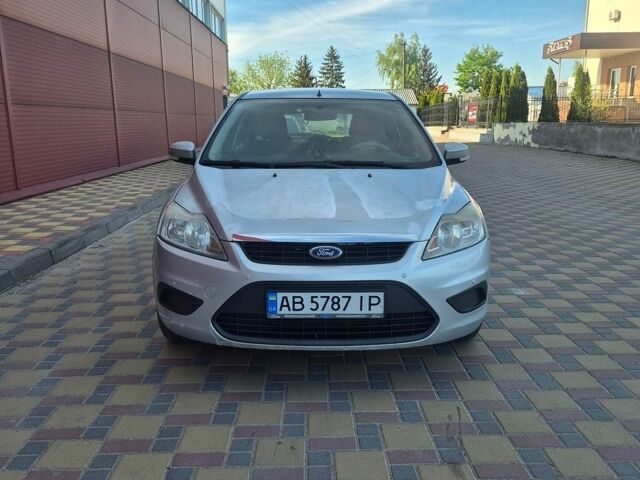 Сірий Форд Фокус, об'ємом двигуна 1.6 л та пробігом 267 тис. км за 3800 $, фото 1 на Automoto.ua