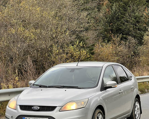 Сірий Форд Фокус, об'ємом двигуна 1.75 л та пробігом 300 тис. км за 4200 $, фото 1 на Automoto.ua