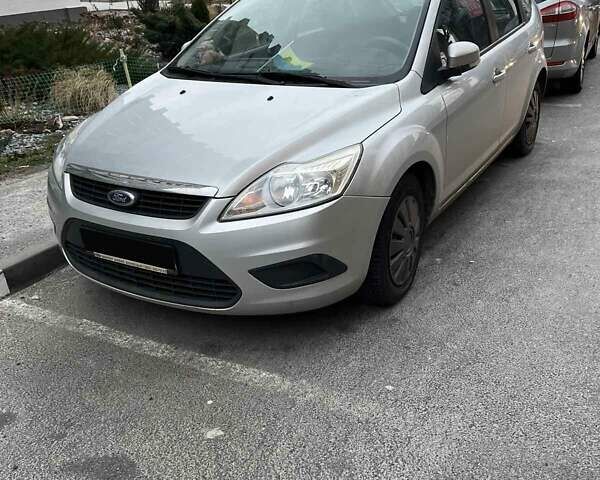 Серый Форд Фокус, объемом двигателя 0 л и пробегом 65 тыс. км за 7000 $, фото 1 на Automoto.ua