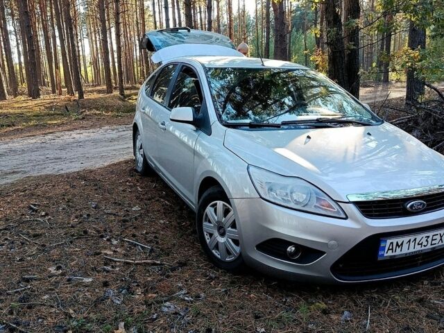 Сірий Форд Фокус, об'ємом двигуна 1.6 л та пробігом 149 тис. км за 3800 $, фото 1 на Automoto.ua