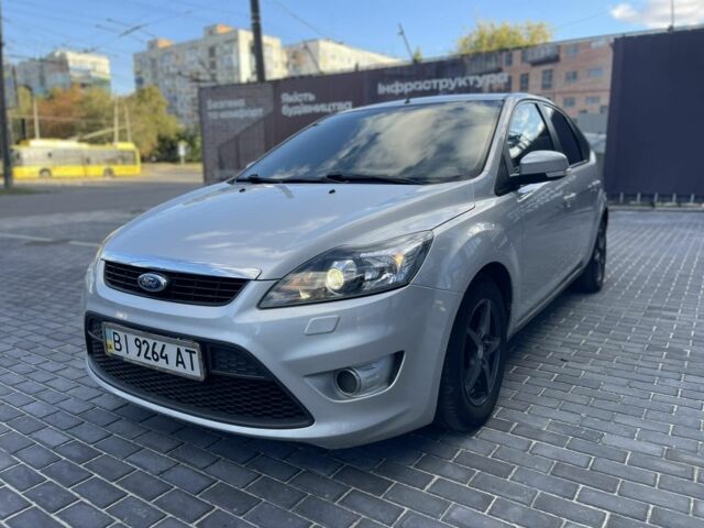 Сірий Форд Фокус, об'ємом двигуна 0 л та пробігом 165 тис. км за 4400 $, фото 1 на Automoto.ua