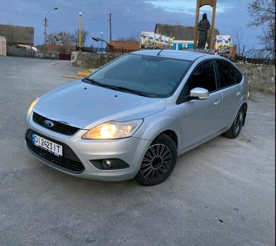 Сірий Форд Фокус, об'ємом двигуна 1.6 л та пробігом 240 тис. км за 4250 $, фото 1 на Automoto.ua