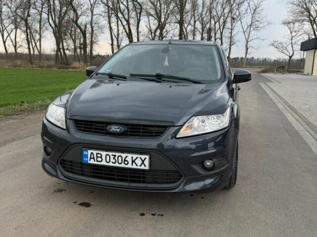 Сірий Форд Фокус, об'ємом двигуна 1.6 л та пробігом 300 тис. км за 5500 $, фото 1 на Automoto.ua