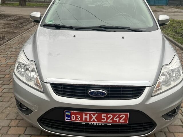 Серый Форд Фокус, объемом двигателя 1.6 л и пробегом 237 тыс. км за 6300 $, фото 1 на Automoto.ua