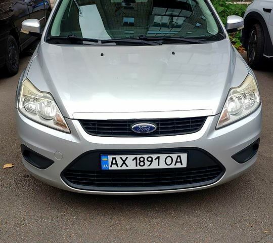 Форд Фокус 2009 в Харькове на Automoto.ua Серый Форд Фокус, объемом двигателя 1.6 л и пробегом 197 тыс. км за 6700 $, фото 1 на Automoto.ua