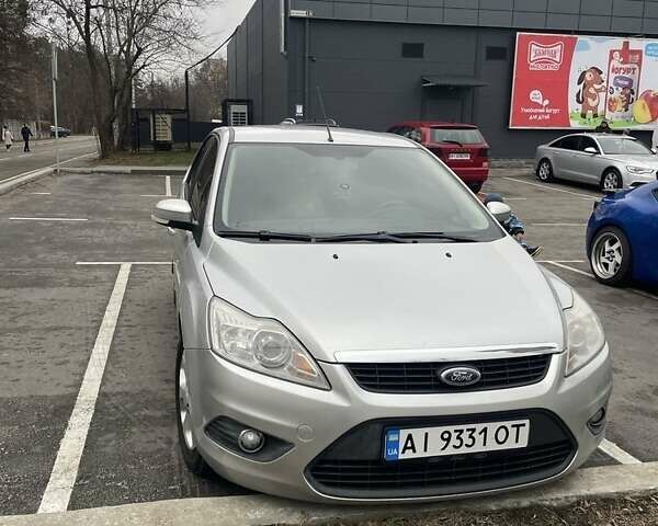 Серый Форд Фокус, объемом двигателя 1.6 л и пробегом 168 тыс. км за 6500 $, фото 1 на Automoto.ua