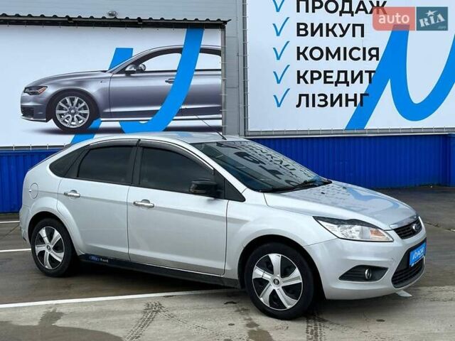 Сірий Форд Фокус, об'ємом двигуна 1.6 л та пробігом 138 тис. км за 5150 $, фото 1 на Automoto.ua
