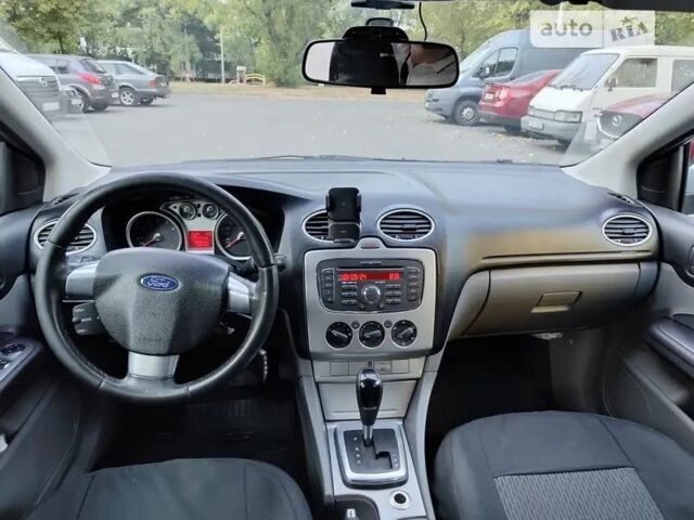 Сірий Форд Фокус, об'ємом двигуна 1.6 л та пробігом 0 тис. км за 7200 $, фото 1 на Automoto.ua