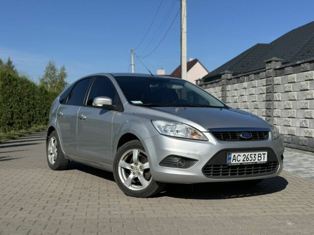 Сірий Форд Фокус, об'ємом двигуна 1.6 л та пробігом 165 тис. км за 4950 $, фото 1 на Automoto.ua