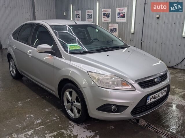 Сірий Форд Фокус, об'ємом двигуна 2 л та пробігом 209 тис. км за 5900 $, фото 1 на Automoto.ua