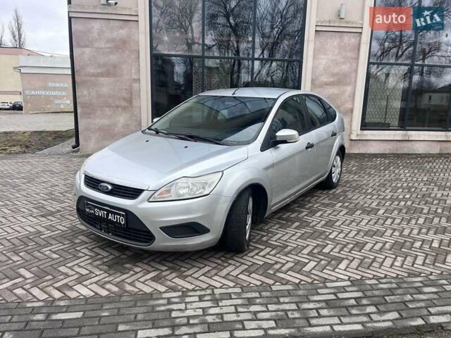Сірий Форд Фокус, об'ємом двигуна 1.39 л та пробігом 232 тис. км за 5700 $, фото 1 на Automoto.ua