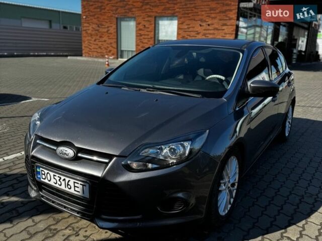 Серый Форд Фокус, объемом двигателя 2 л и пробегом 290 тыс. км за 5950 $, фото 1 на Automoto.ua