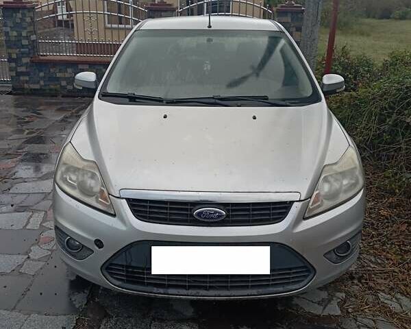Сірий Форд Фокус, об'ємом двигуна 1.39 л та пробігом 276 тис. км за 4650 $, фото 1 на Automoto.ua