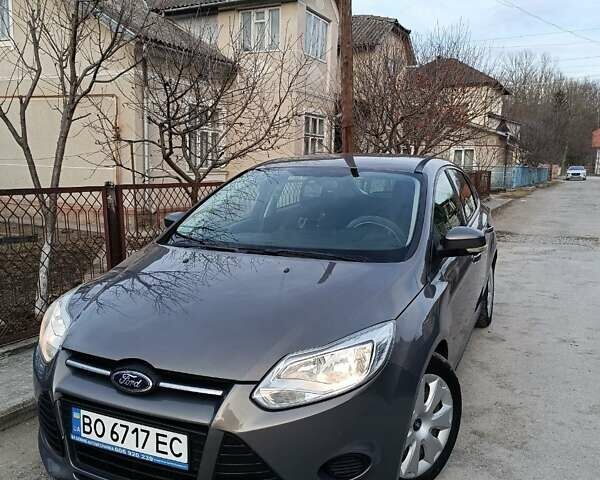 Серый Форд Фокус, объемом двигателя 2 л и пробегом 287 тыс. км за 8200 $, фото 1 на Automoto.ua