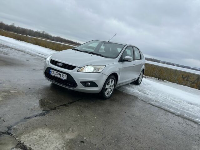 Сірий Форд Фокус, об'ємом двигуна 1.6 л та пробігом 295 тис. км за 4500 $, фото 1 на Automoto.ua