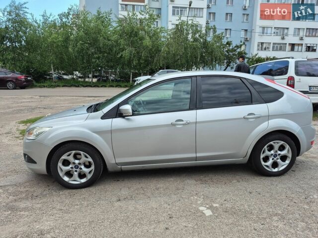 Сірий Форд Фокус, об'ємом двигуна 1.6 л та пробігом 165 тис. км за 6300 $, фото 1 на Automoto.ua