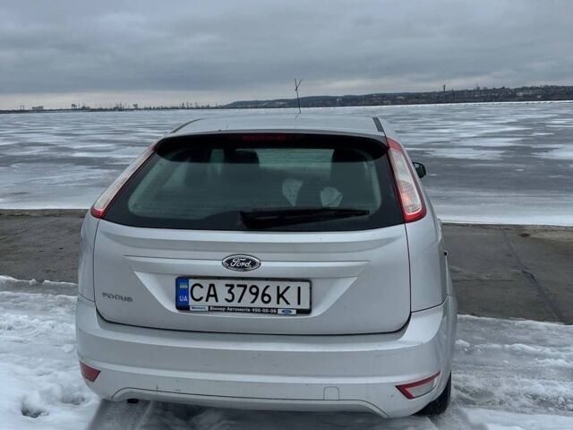 Сірий Форд Фокус, об'ємом двигуна 1.6 л та пробігом 290 тис. км за 5200 $, фото 1 на Automoto.ua