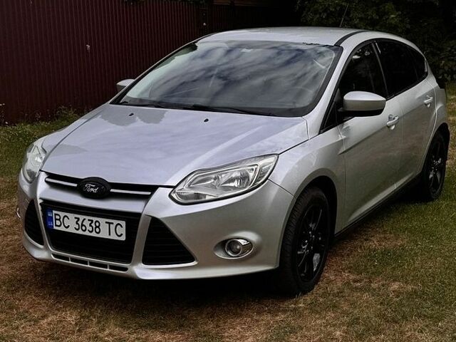 Сірий Форд Фокус, об'ємом двигуна 2 л та пробігом 238 тис. км за 6280 $, фото 1 на Automoto.ua