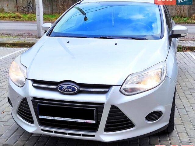 Сірий Форд Фокус, об'ємом двигуна 1.6 л та пробігом 252 тис. км за 7200 $, фото 1 на Automoto.ua