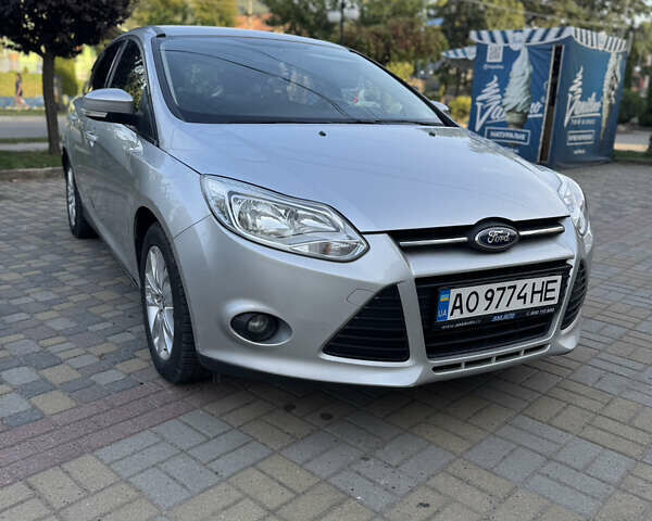 Сірий Форд Фокус, об'ємом двигуна 1.56 л та пробігом 250 тис. км за 6500 $, фото 1 на Automoto.ua