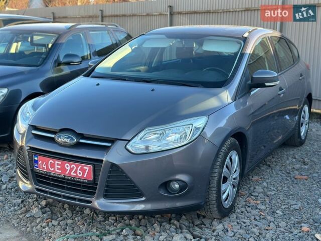 Серый Форд Фокус, объемом двигателя 1.6 л и пробегом 250 тыс. км за 6400 $, фото 1 на Automoto.ua
