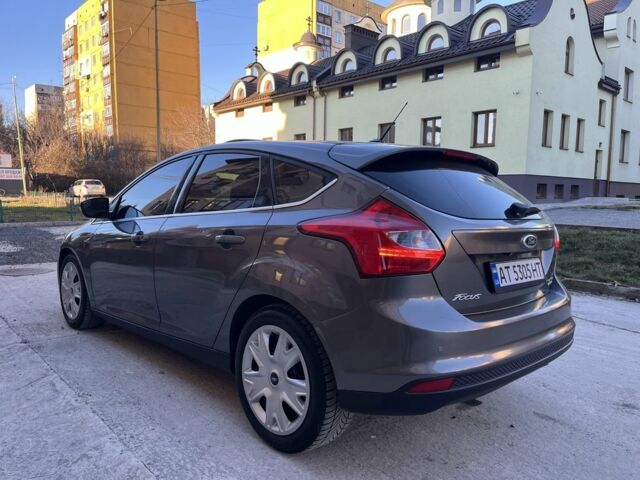 Серый Форд Фокус, объемом двигателя 2 л и пробегом 177 тыс. км за 7900 $, фото 1 на Automoto.ua
