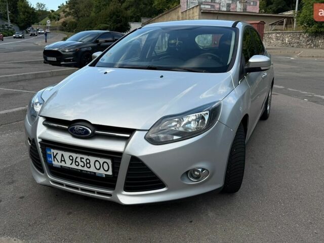 Сірий Форд Фокус, об'ємом двигуна 1 л та пробігом 253 тис. км за 4500 $, фото 1 на Automoto.ua