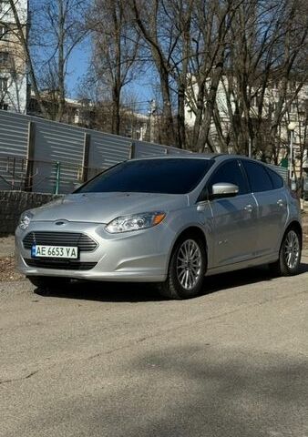 Серый Форд Фокус, объемом двигателя 0 л и пробегом 86 тыс. км за 6799 $, фото 1 на Automoto.ua