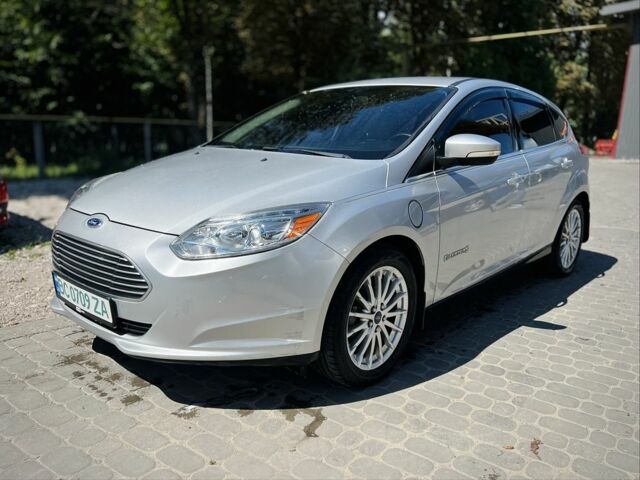 Сірий Форд Фокус, об'ємом двигуна 0 л та пробігом 145 тис. км за 5950 $, фото 1 на Automoto.ua
