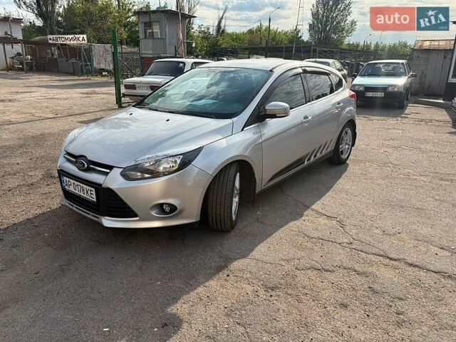 Серый Форд Фокус, объемом двигателя 1 л и пробегом 235 тыс. км за 6800 $, фото 1 на Automoto.ua