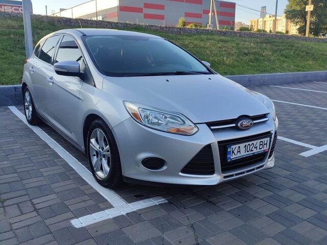 Сірий Форд Фокус, об'ємом двигуна 2 л та пробігом 267 тис. км за 5500 $, фото 1 на Automoto.ua