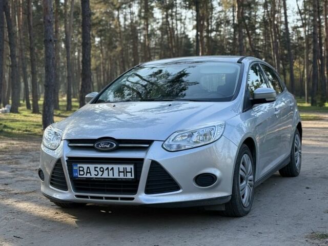 Сірий Форд Фокус, об'ємом двигуна 1 л та пробігом 118 тис. км за 6021 $, фото 1 на Automoto.ua