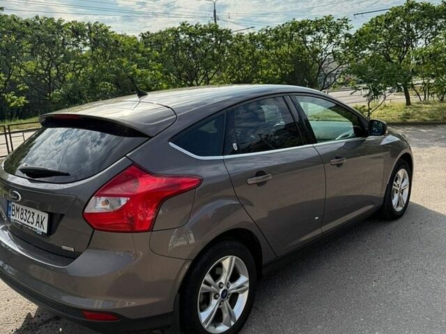 Сірий Форд Фокус, об'ємом двигуна 1 л та пробігом 97 тис. км за 6300 $, фото 1 на Automoto.ua
