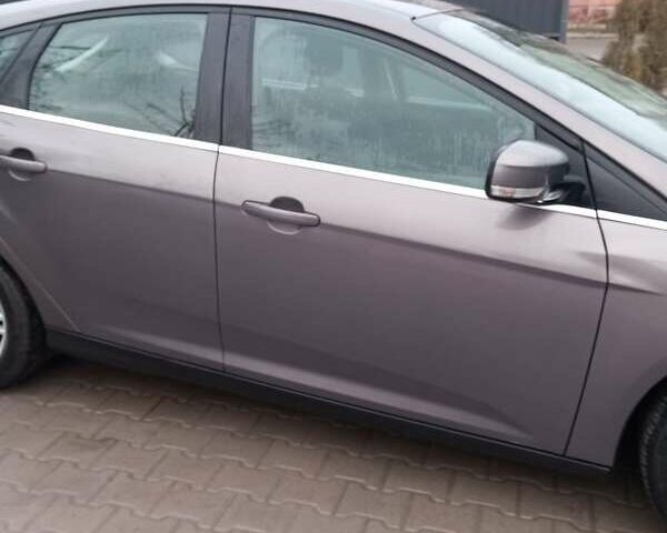 Серый Форд Фокус, объемом двигателя 2 л и пробегом 298 тыс. км за 7900 $, фото 1 на Automoto.ua