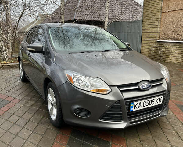 Серый Форд Фокус, объемом двигателя 2 л и пробегом 156 тыс. км за 7800 $, фото 1 на Automoto.ua