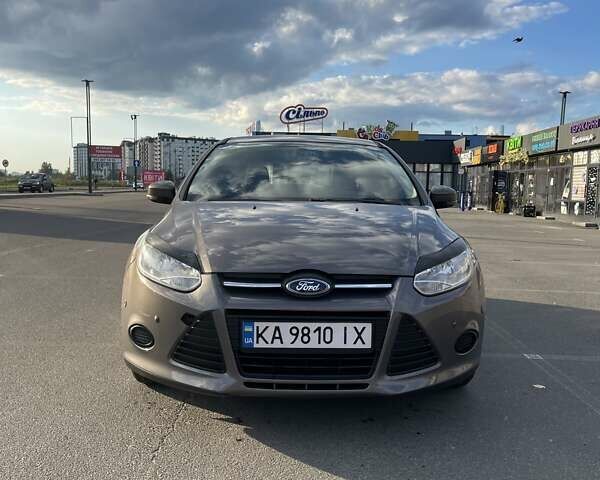 Серый Форд Фокус, объемом двигателя 1 л и пробегом 207 тыс. км за 6300 $, фото 1 на Automoto.ua