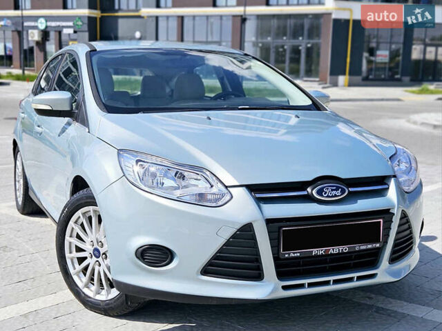Серый Форд Фокус, объемом двигателя 0 л и пробегом 160 тыс. км за 6800 $, фото 1 на Automoto.ua
