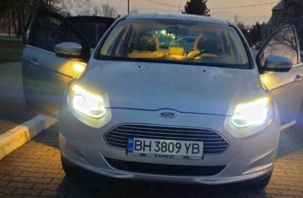 Сірий Форд Фокус, об'ємом двигуна 0 л та пробігом 180 тис. км за 8000 $, фото 1 на Automoto.ua