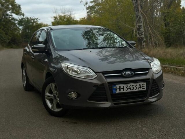 Сірий Форд Фокус, об'ємом двигуна 2 л та пробігом 180 тис. км за 5700 $, фото 1 на Automoto.ua