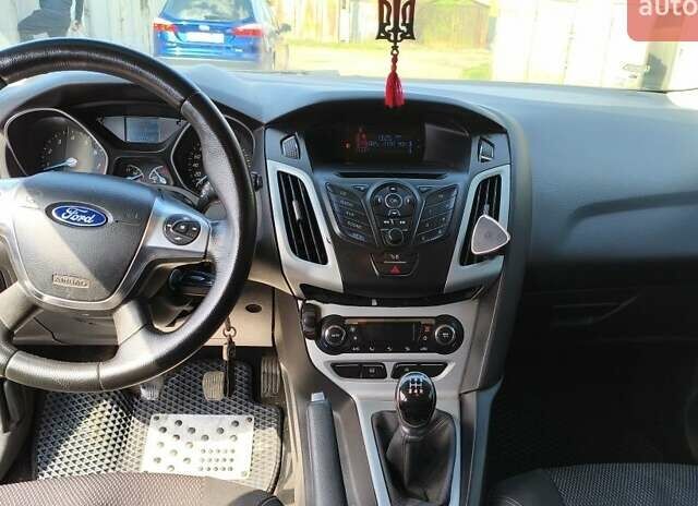 Серый Форд Фокус, объемом двигателя 1 л и пробегом 174 тыс. км за 6200 $, фото 1 на Automoto.ua